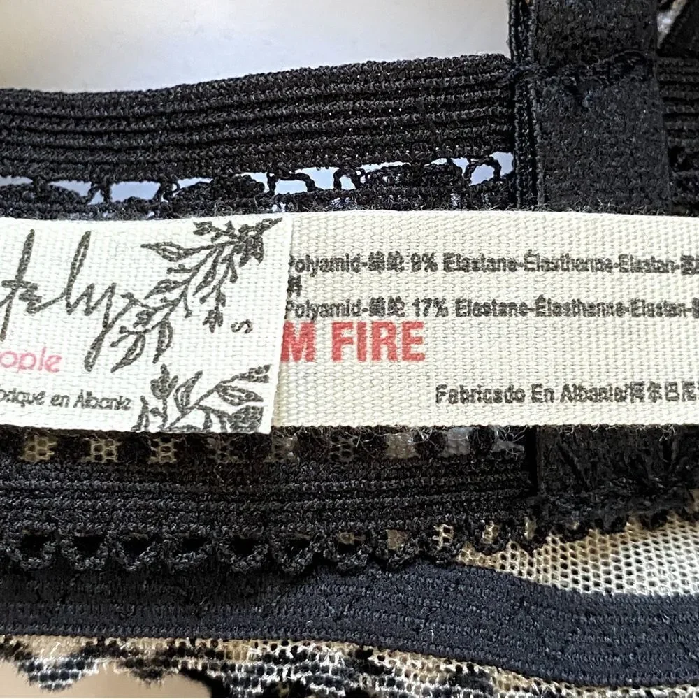 Free People Intimately Alia Black Lace Bralette Sz S NWT - Picture 10 of 15